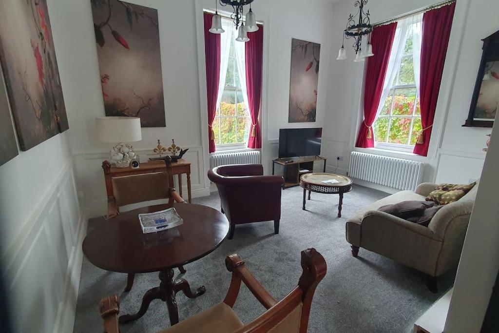 Clairville : Georgian Suite - Central Ross-On-Wye ภายนอก รูปภาพ